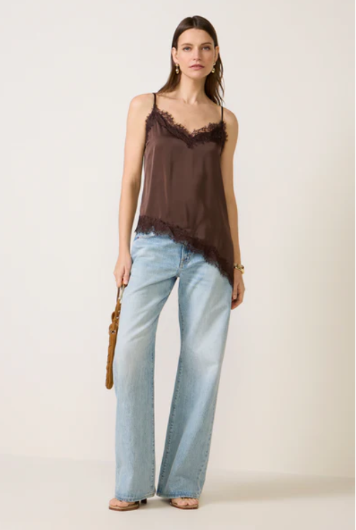 Classic White Blouse - 图片 3